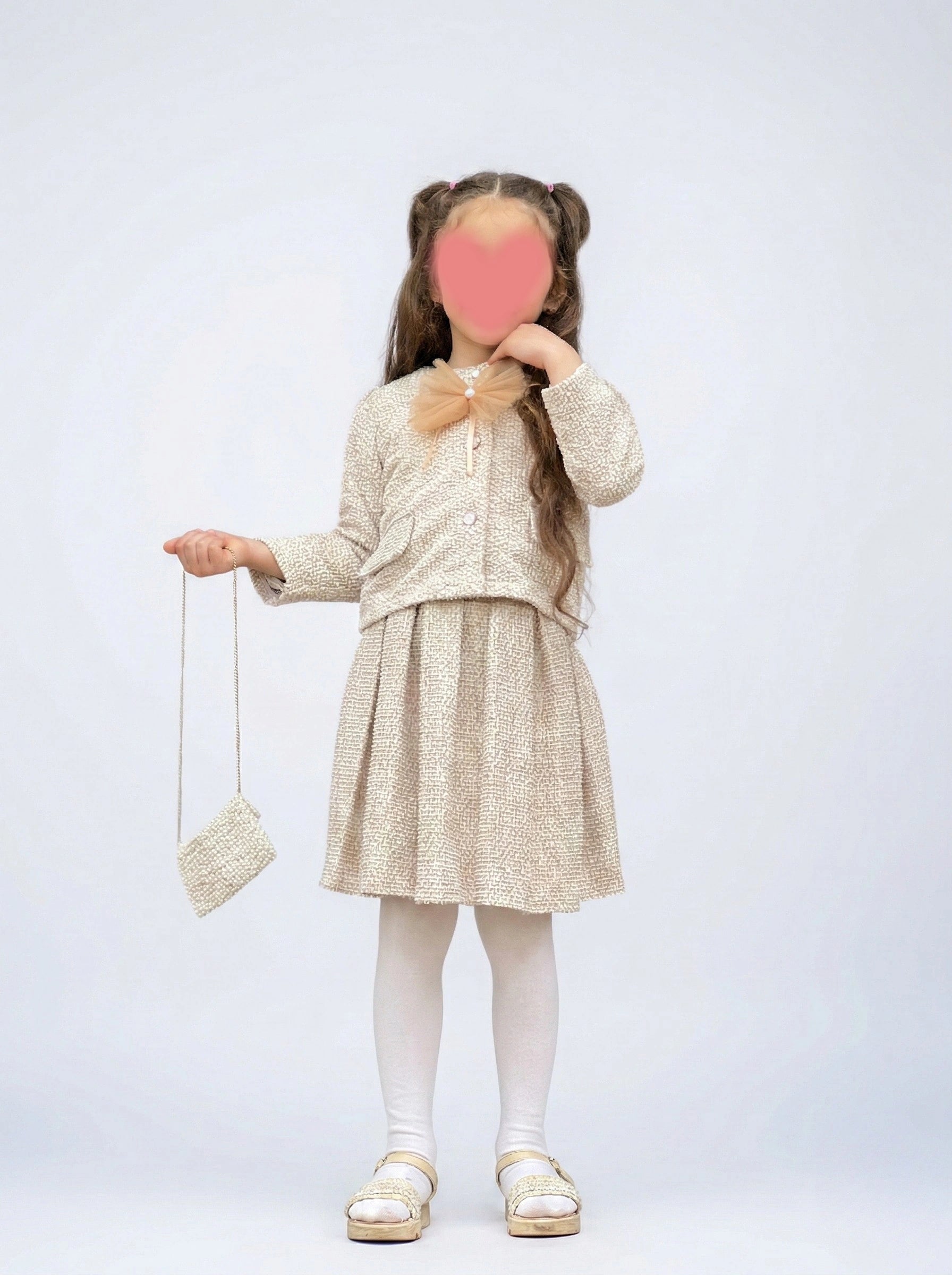 بدلة التنورة